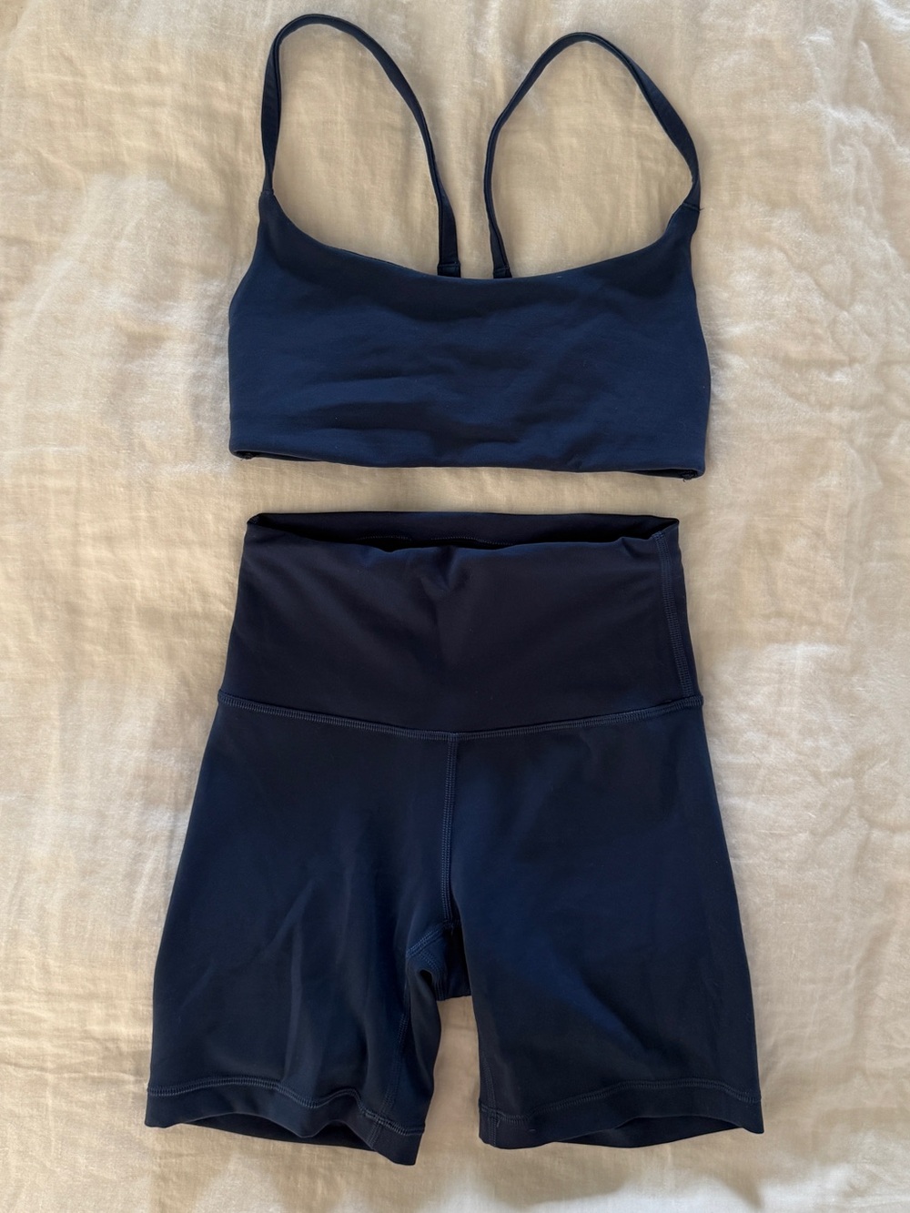 Lululemon set - Picture 2 of 6
